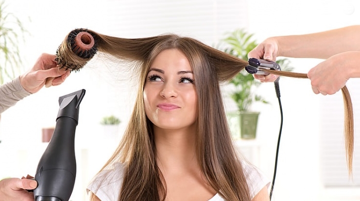Saç düzleştiriciler saça zarar verir mi?