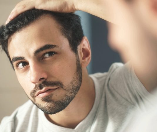 Protez Saç Hakkında Bilinmesi Gerekenler Protez Saç Hakkında Bilinmesi Gerekenler